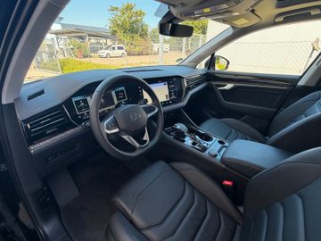 Volkswagen Touareg - 10