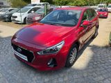 Hyundai i30 cw Select 2-Hand Scheckheft Tempomat PDC USB - Hyundai i30: Select