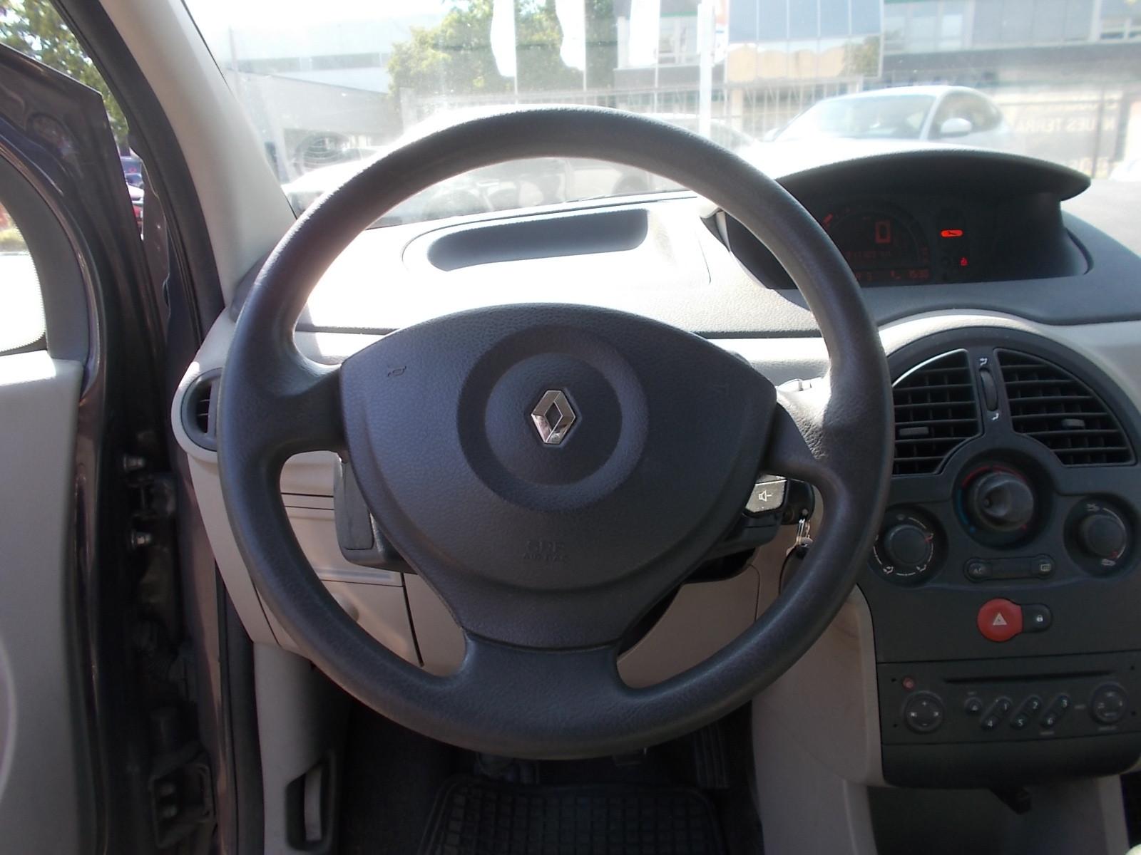 Renault Modus 2006 — photo 21