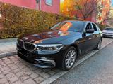BMW 520d Limousine Luxury Line + 360 Kamera  - BMW 520 Gebrauchtwagen in München