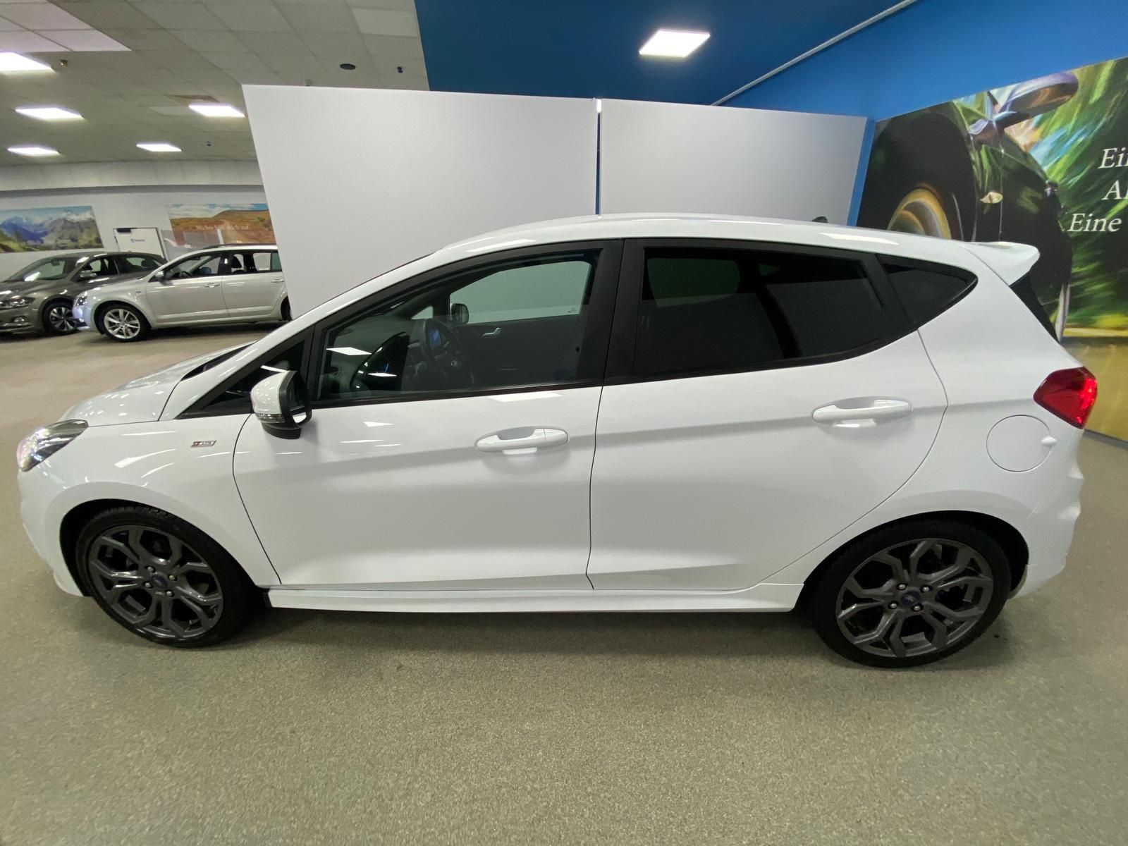 Fahrzeugabbildung Ford Fiesta 1.0 EcoBoost KAT ST-Line APP+KLIMA+RFK+PD