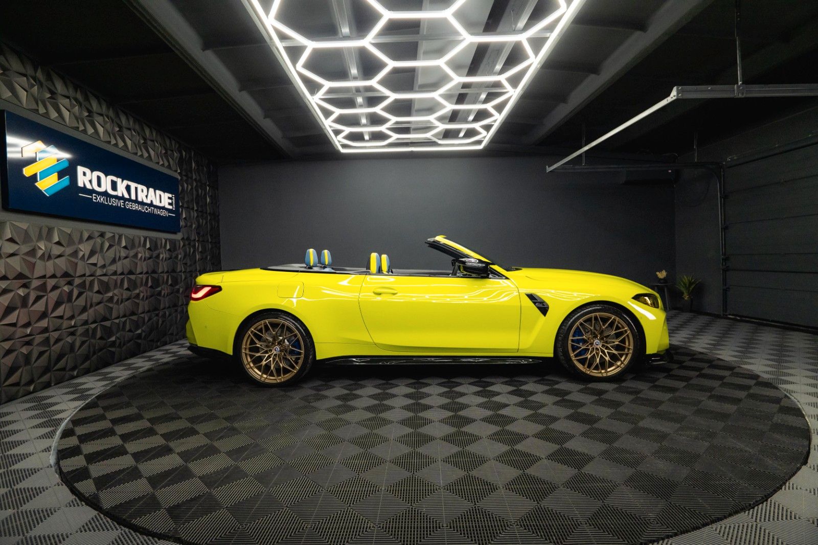 Fahrzeugabbildung BMW M4 Cabrio xDrive Competition AC Schnitzer LASER