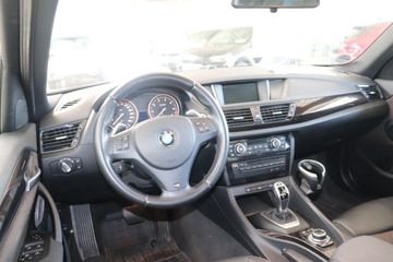 Fotografie des BMW X1 sDrive20i AT xLine