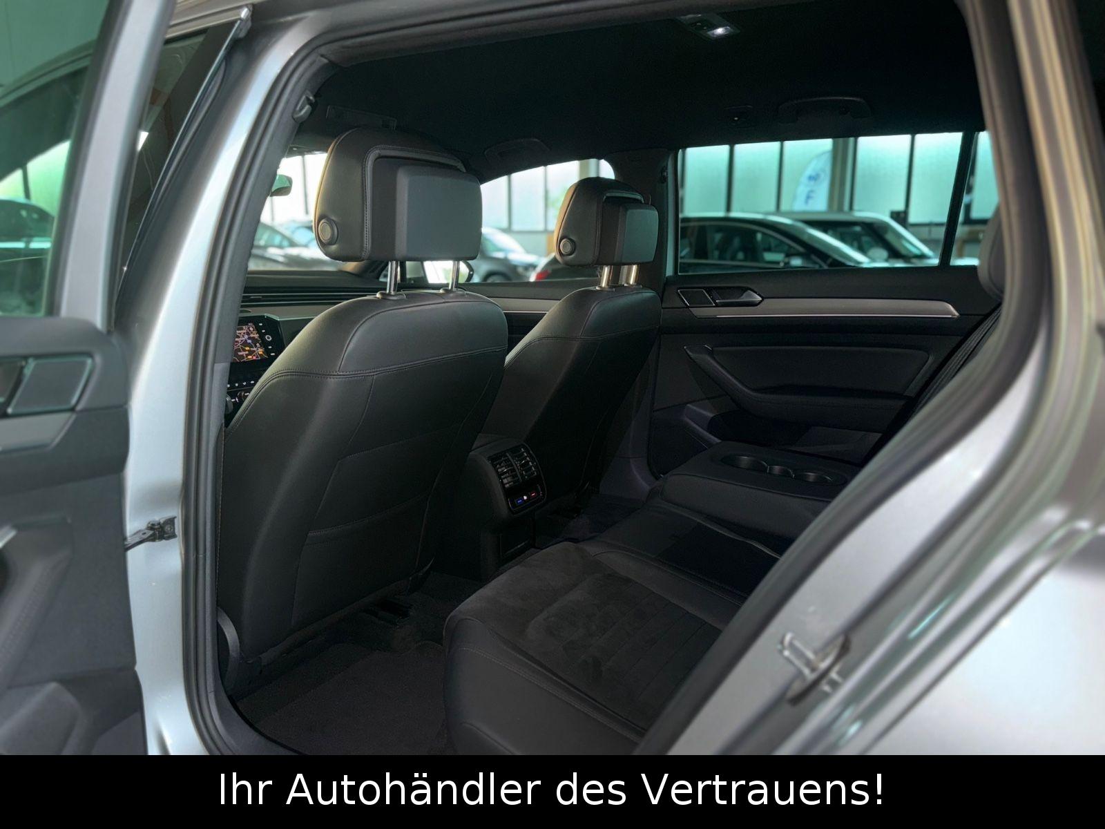 Volkswagen Passat Variant Highline ACC*Kamera*AHK*LED*Alcan