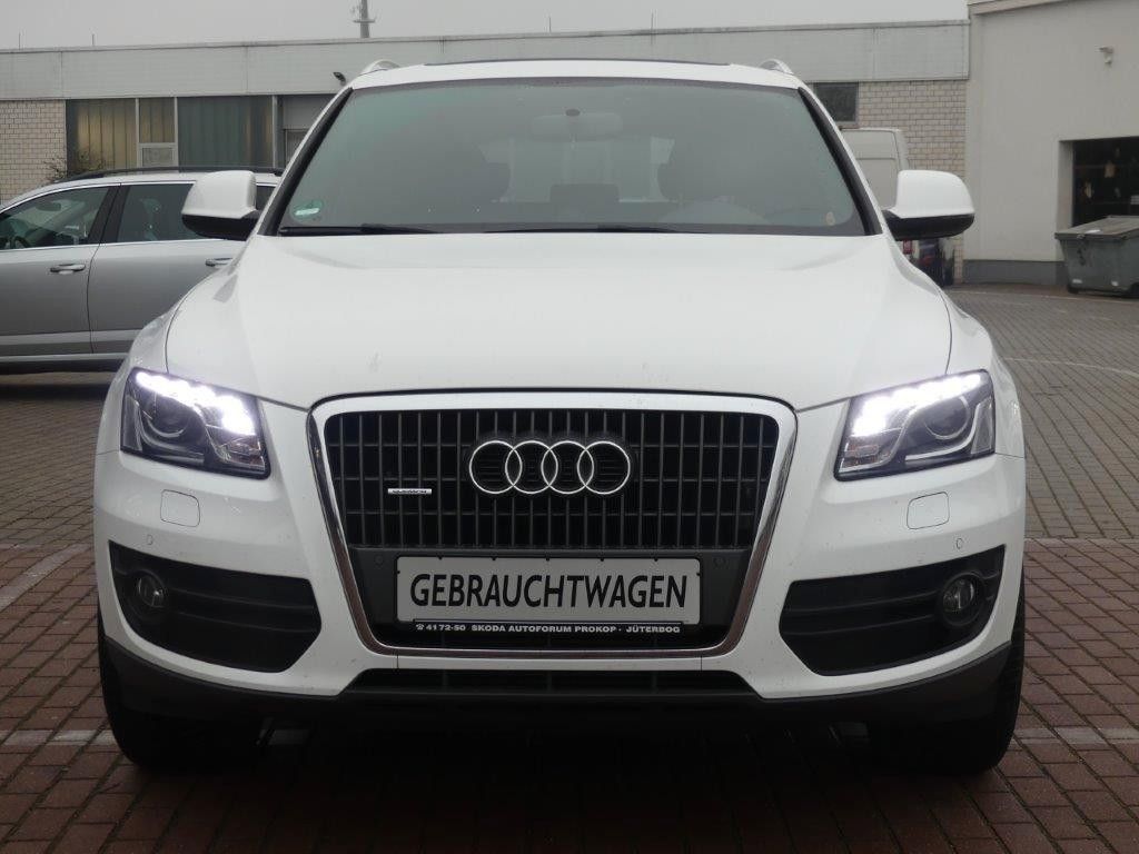 Fahrzeugabbildung Audi Q5 2.0 TFSI S tronic quattro *AHK*XEN*PANO*NAVI*