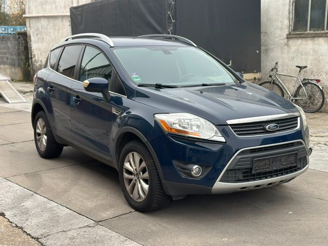 Ford Kuga Titanium Einparkhilfe*Display*Klimaauto.*