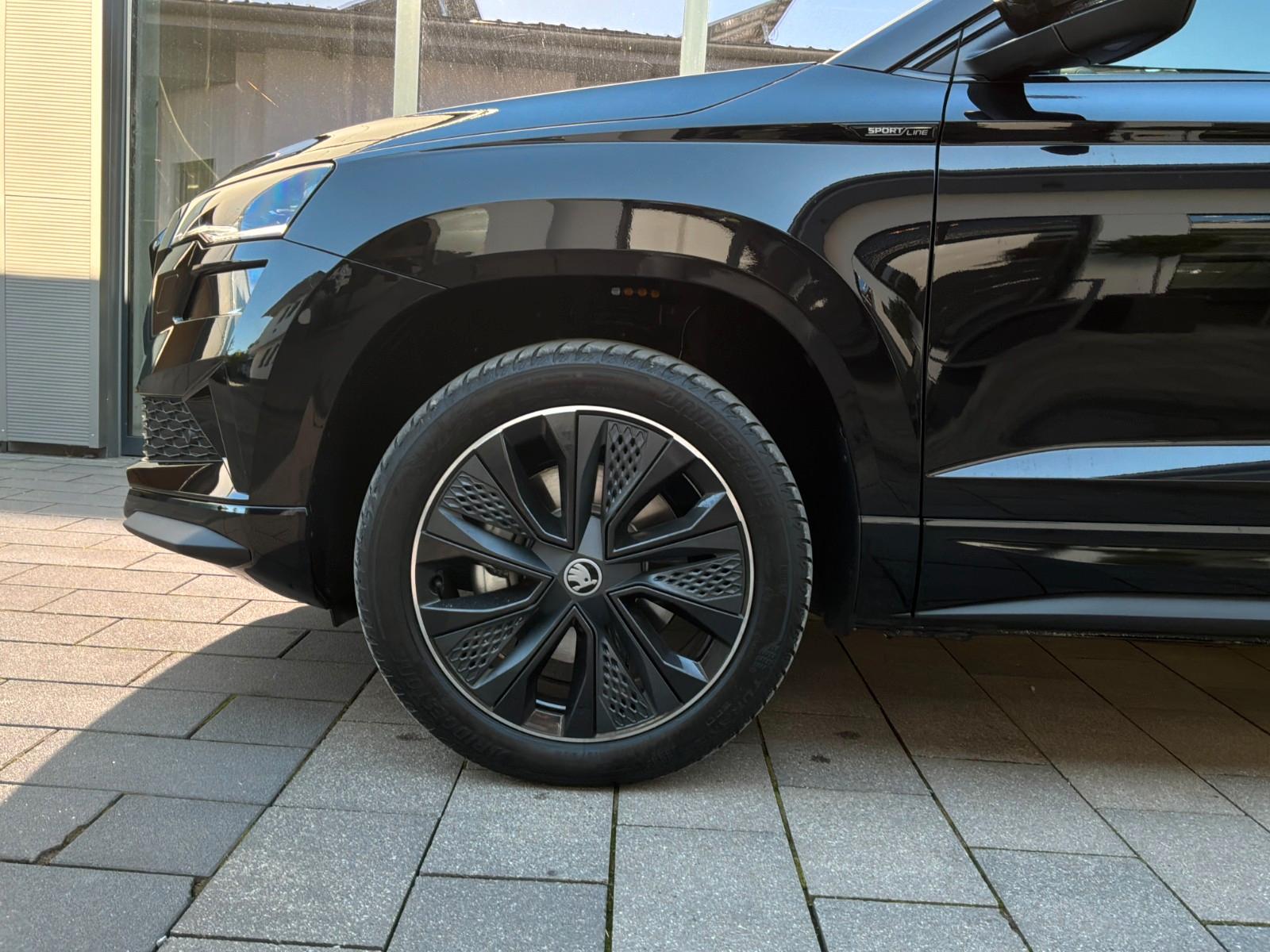 Skoda Karoq 1,5 TSI DSG Sportline LED+Navi+AHK+ACC+5J