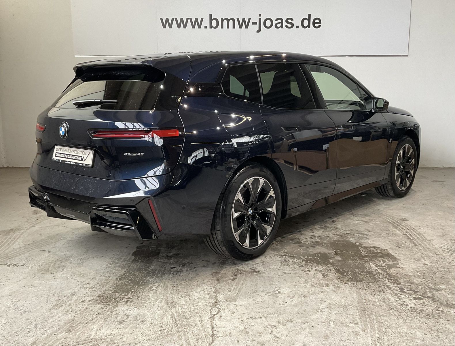 Fahrzeugabbildung BMW iX xDrive45 M Sportpaket Glasdach Sky Lounge, Ak