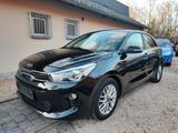 Kia Rio Dream Team/KLIMA/MFL/SITZHZ./PDC/LED/USB/AUX - Kia Rio mit Benzin-Antrieb: Limousine, Händler