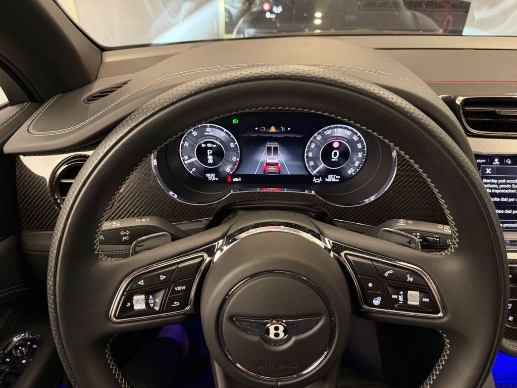 BENTLEY Bentayga 2026