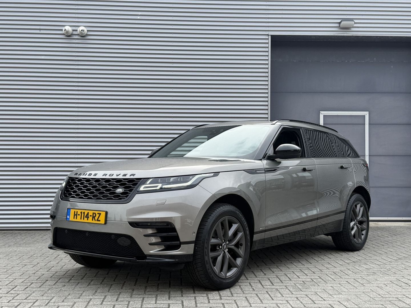 Land Rover Range Rover Velar 2.0 P300 Turbo AWD R-Dynamic H