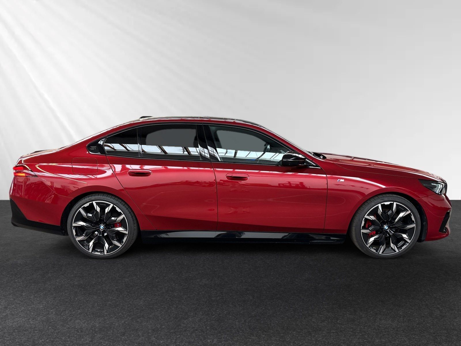 BMW i5 M60 xDrive Pano B&W Autobahnass. 21 LMR foto 2