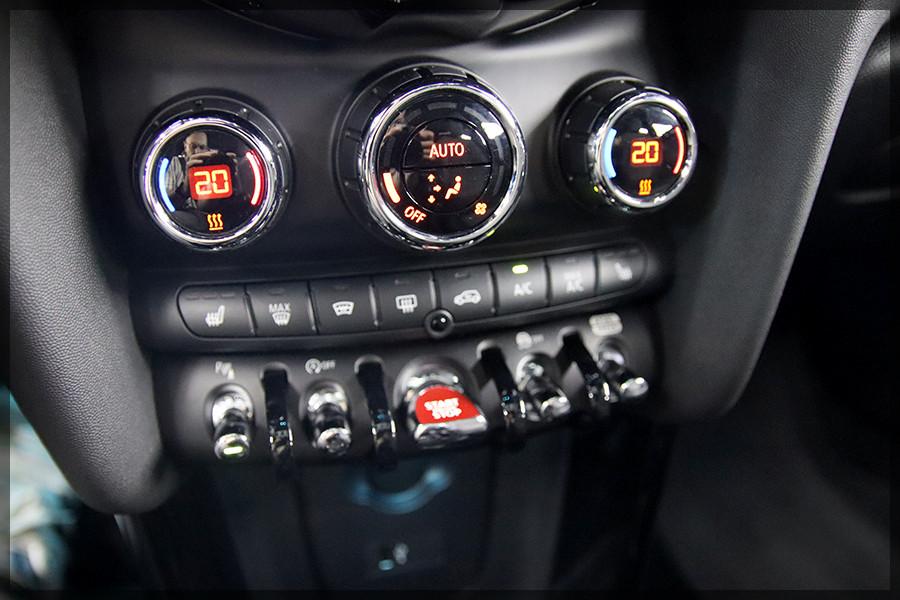MINI COOPER S Mini Cooper S PANO / PDC / CAM