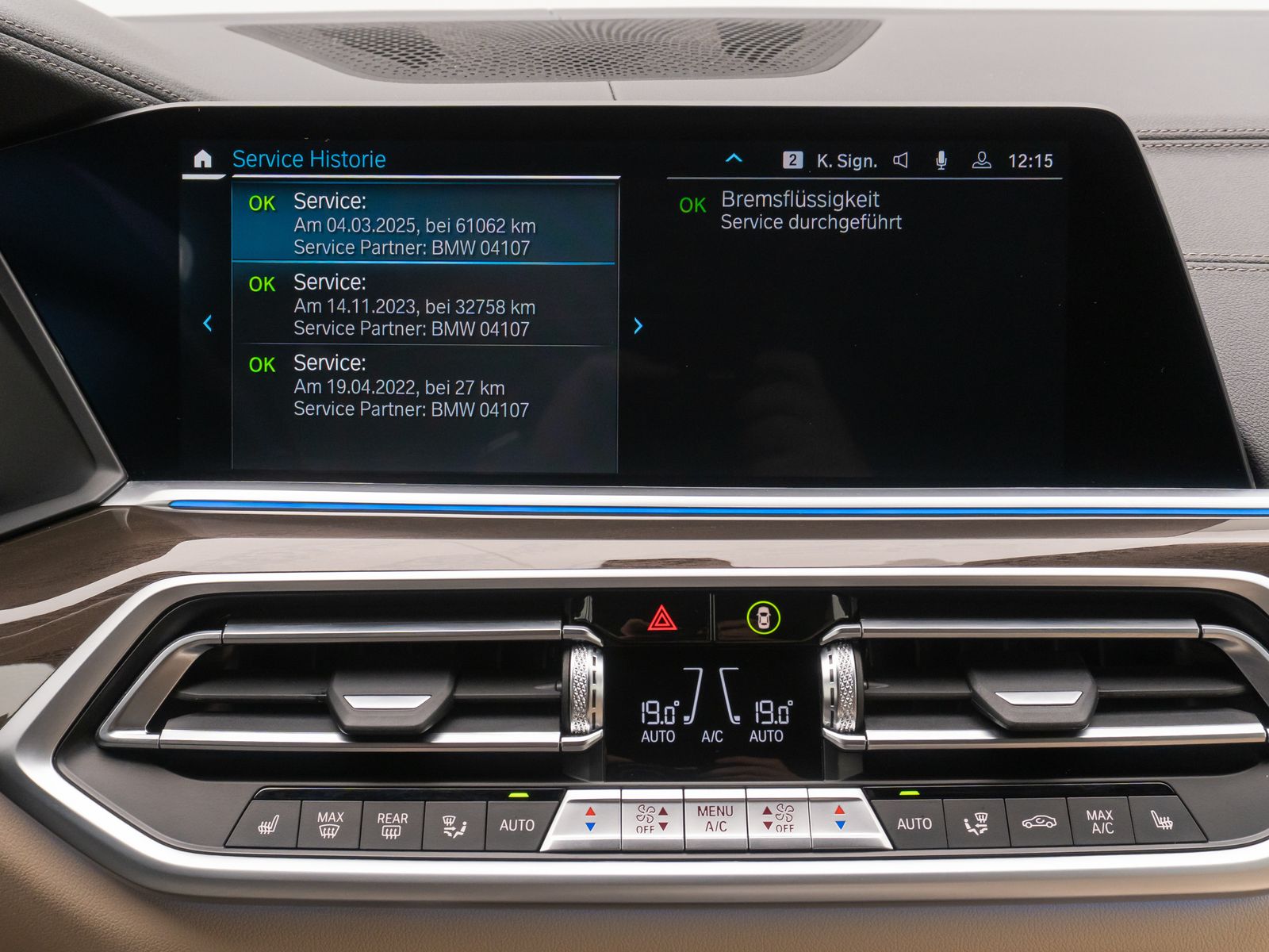 Fahrzeugabbildung BMW X5 xD45e M Sport 360°Laser HUD DAB HiFi AHK 22"