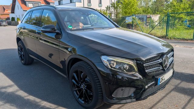 MERCEDES-BENZ Mercedes GLC 250d 4M Airmatic Pano 360° 8-fach