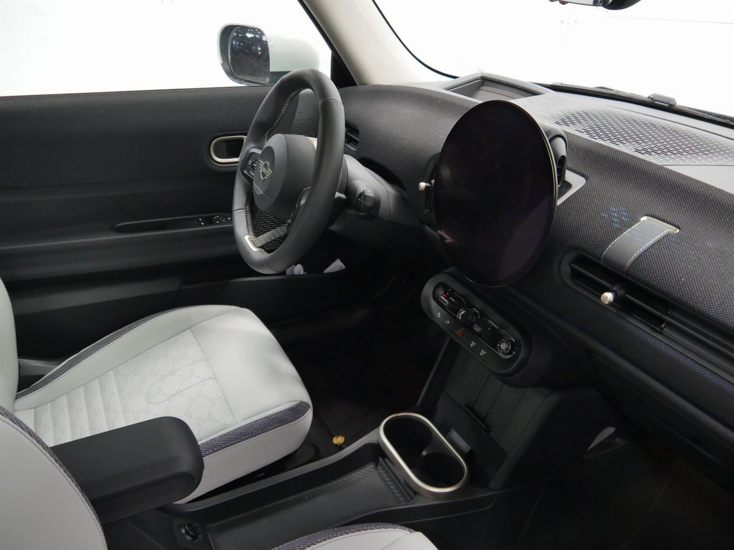 Fahrzeugabbildung MINI Cooper C Classic Trim Paket-M Pano HuD Kamera