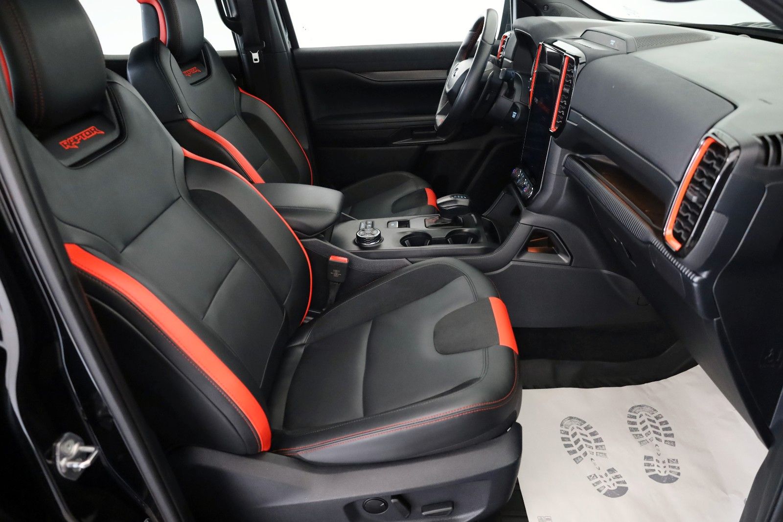 Fahrzeugabbildung Ford Raptor e-4WD,Techno73,Rollo el., Garantie 11.29