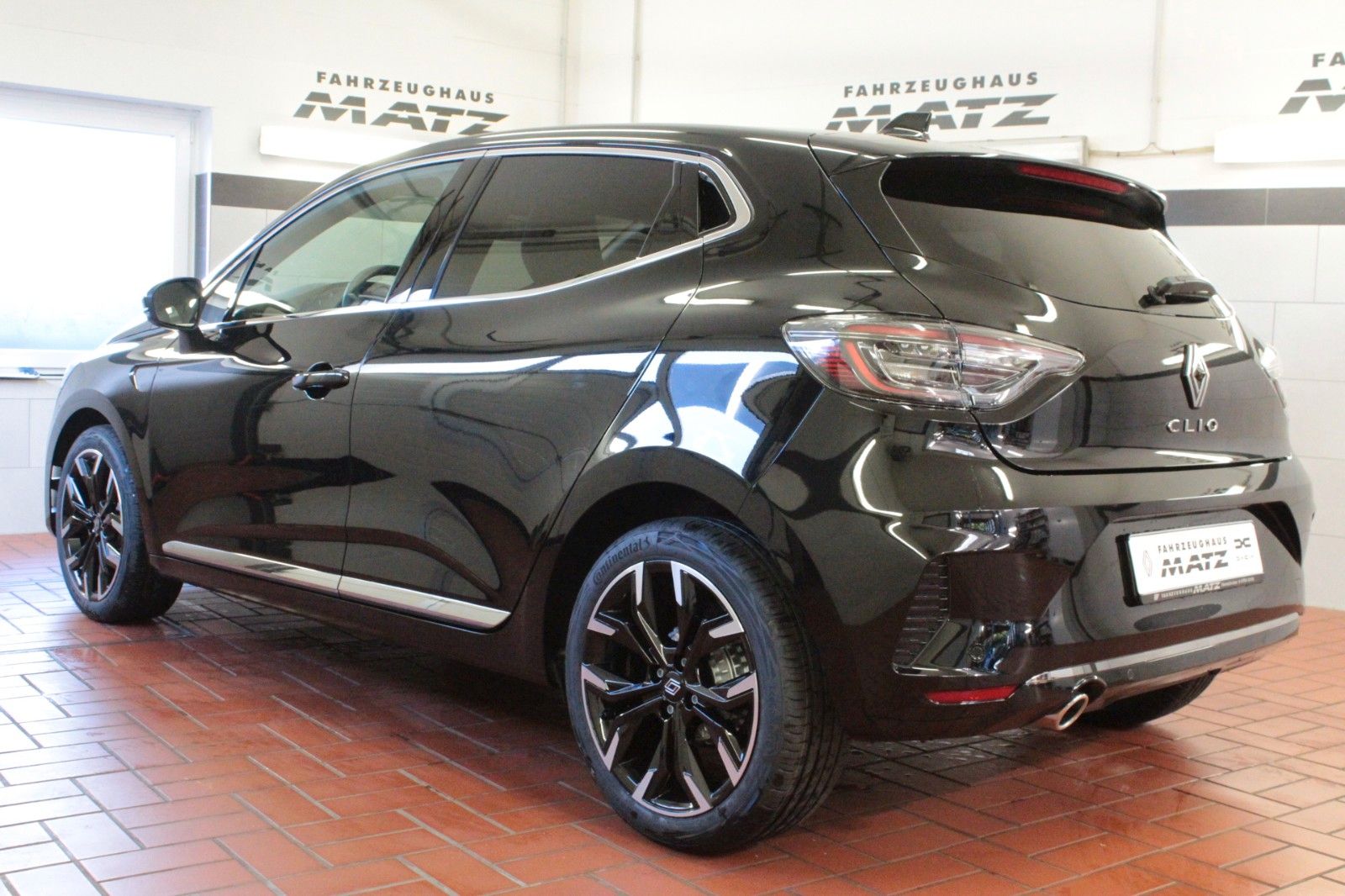 Fahrzeugabbildung Renault Clio TCe 90 Techno *Winter-*&*Look-Paket*