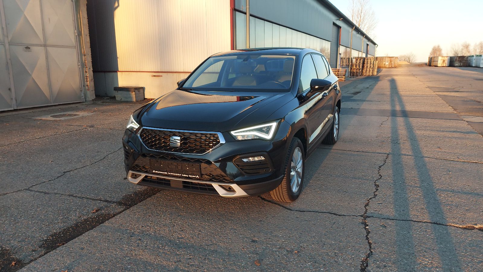 SEAT Ateca Style 2.0 TDI DSG LED SHZ FSHZ DAB AHK