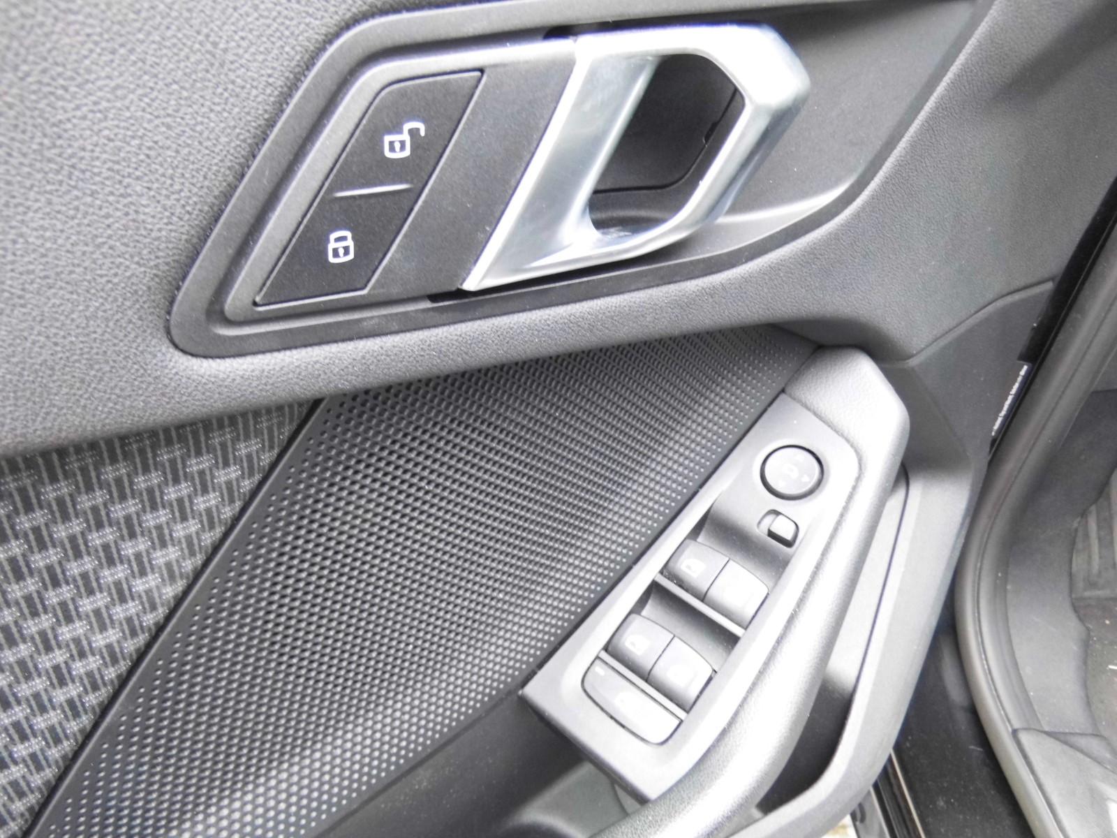 BMW 118 i Advantage Navi HiFi LED Tempo PDC Sitzheiz, миниатюра 12