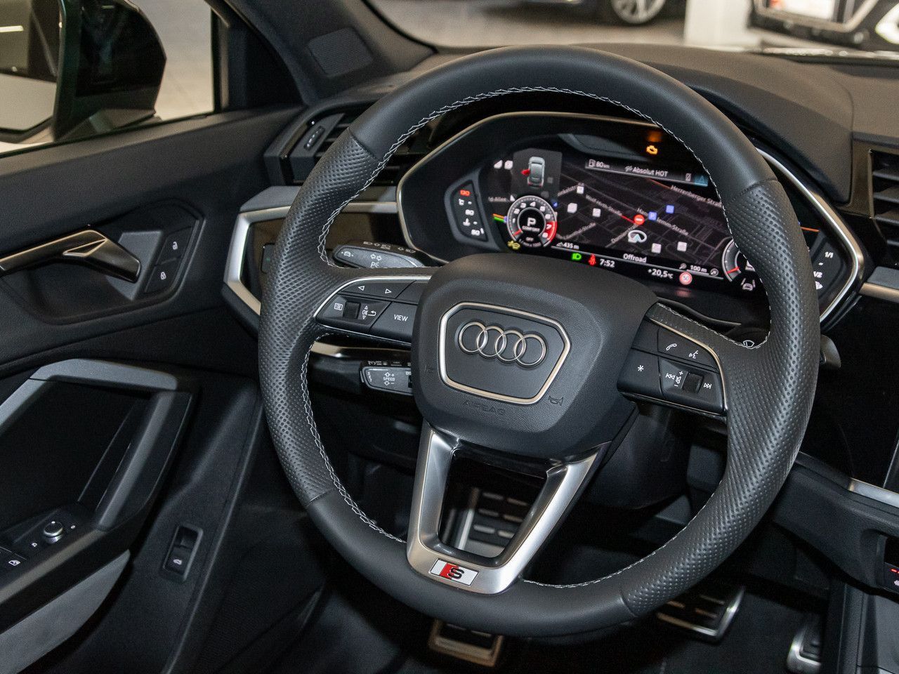 Audi Q3 - Bild 15