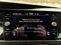 Fahrzeugabbildung Volkswagen T6.1 Multivan 150PS Navi Sitzh 3xKlima Sitzh Cam