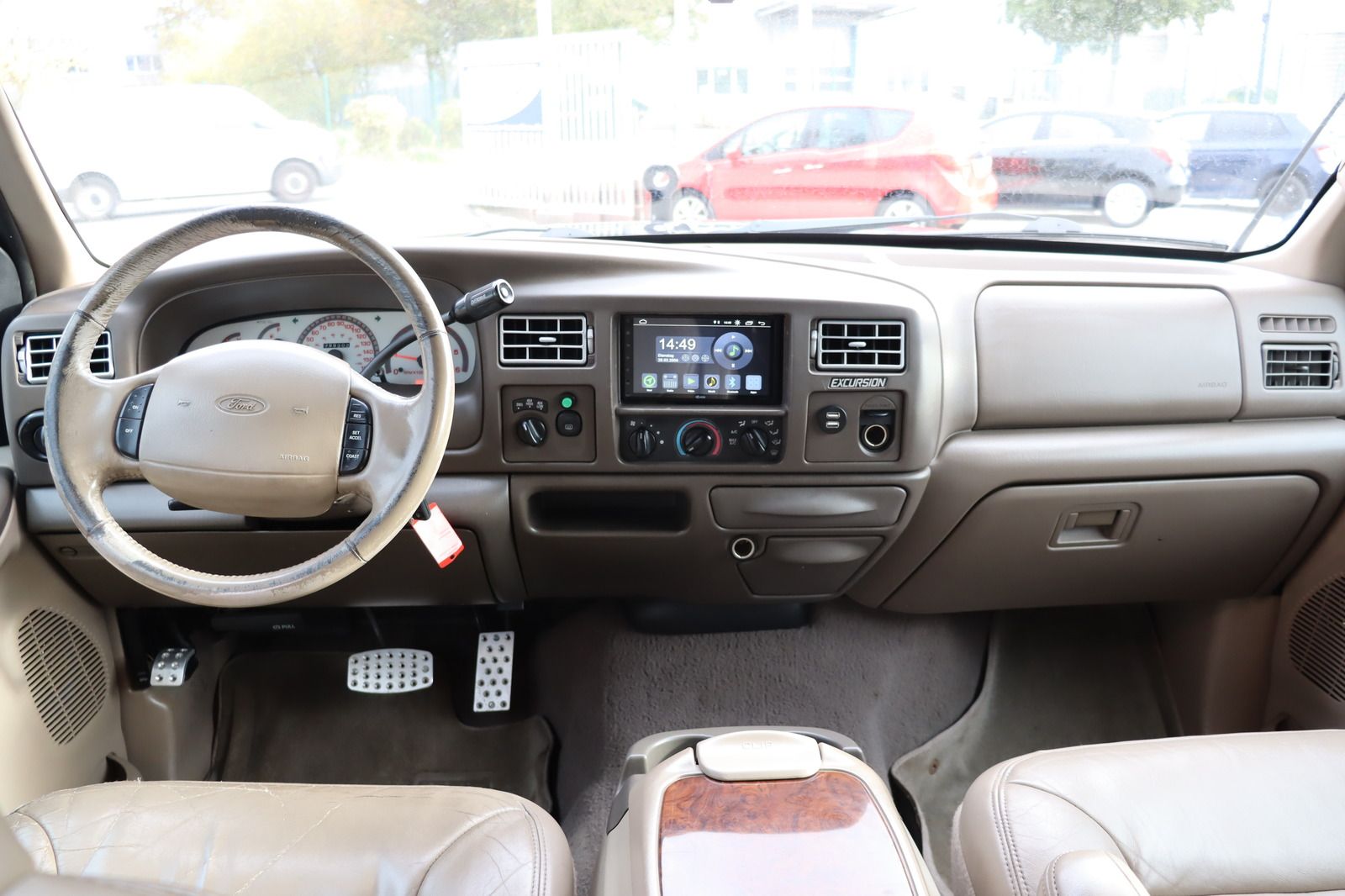 Fahrzeugabbildung Ford Excursion * HU/AU 02.26 * Sitzhzg. * Rückfahrk.