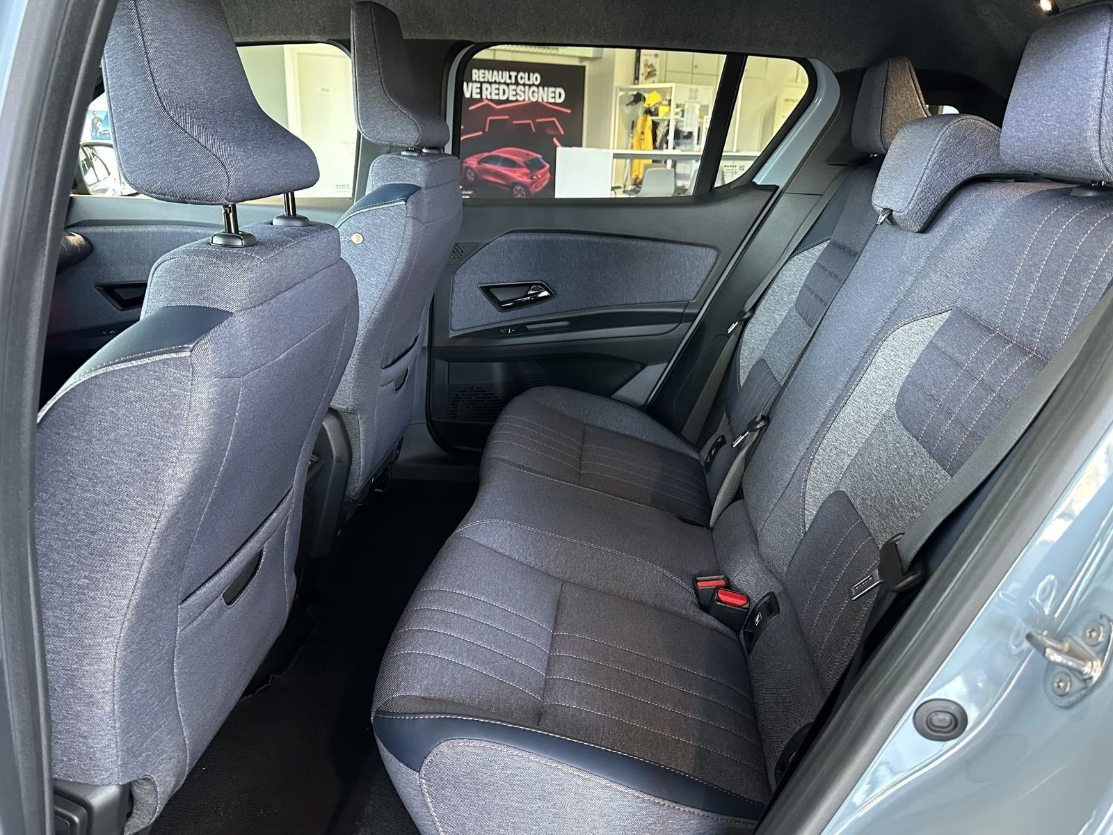 Fahrzeugabbildung Renault R 4 Techno 150 Comfort Range E-Tech elektrisch