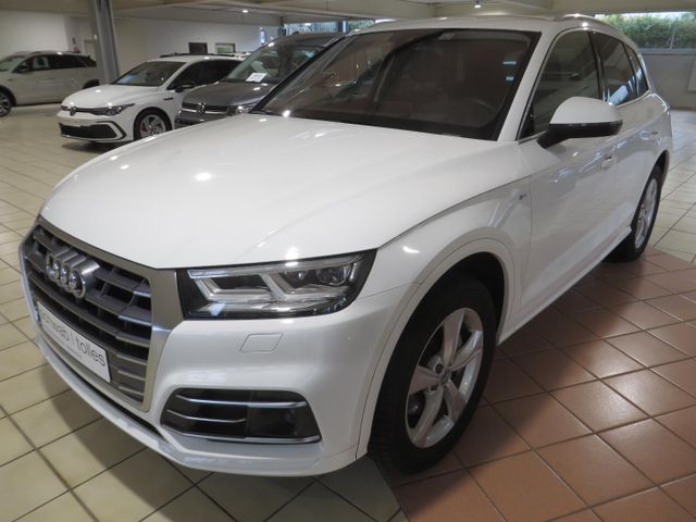 Audi Q5 TFSI e Q5 50 TFSIe S-tronic Quattro