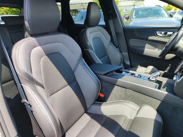 VOLVO XC 60 (Bild 26 von Array)