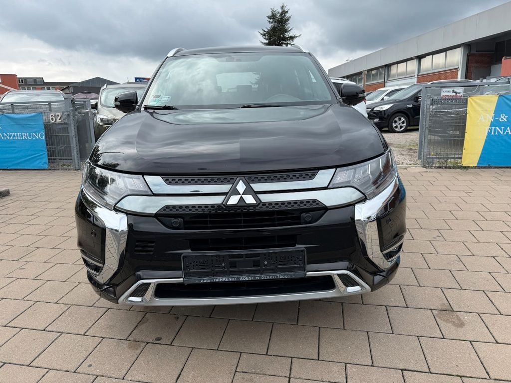 Image of Mitsubishi Outlander