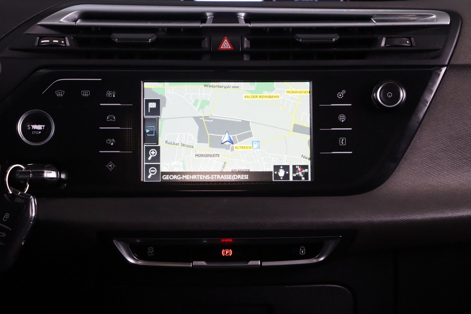 Fahrzeugabbildung Citroën Grand C4 Picasso 7-Sitzer * RFK * Navi * AHK