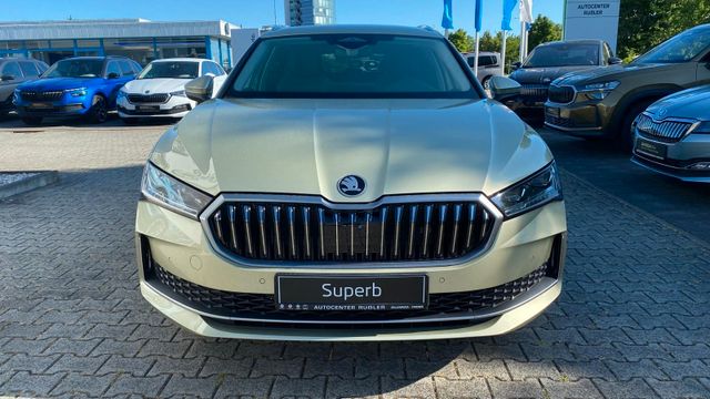 SKODA Superb (Bild 7 von(12)