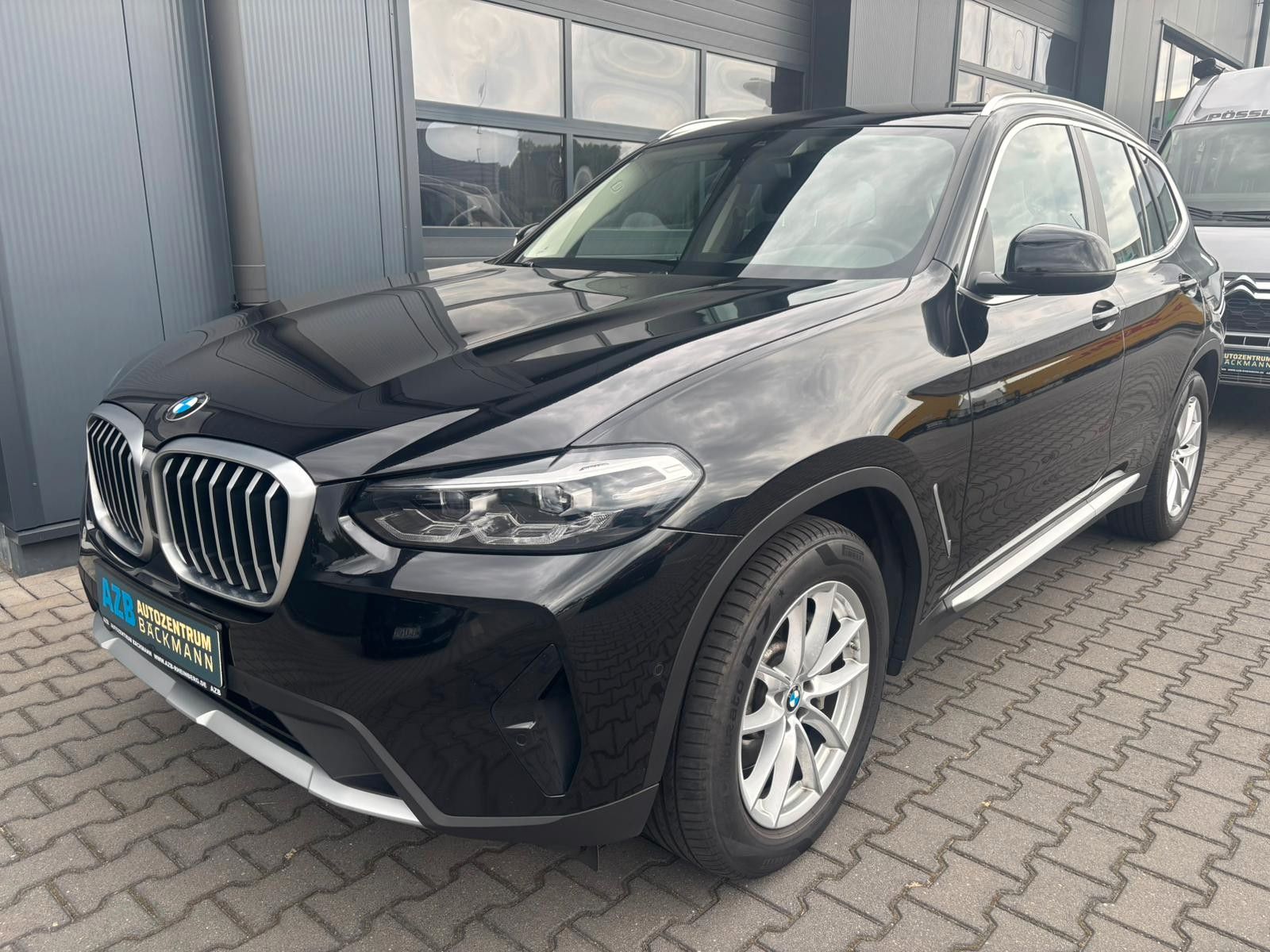 BMW X3 xDrive 30d STANDHZ PDC KAMERA LED NAVI KLIMAA foto 1