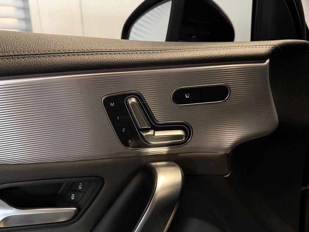 Mercedes-Benz A 45 AMG