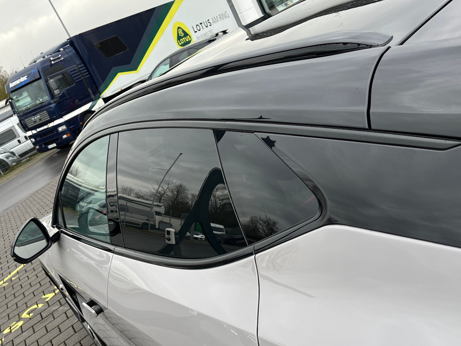 Lotus Eletre - Bild 19