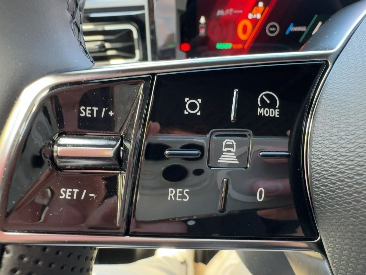 Fahrzeugabbildung Renault R 5 Techno 120 Urban Range Adv-Dri-Assp. GJR