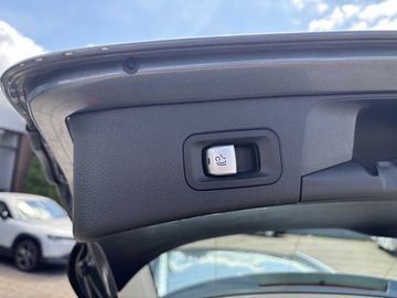 Mercedes-Benz C 220 d T 9G-TRONIC Exclusive