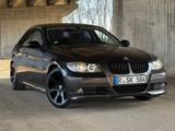 BMW e90 330i N52B30 258ps - BMW 330: 330i E90