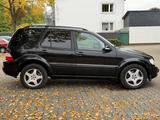Mercedes-Benz ML 55 AMG *AUTOM*LEDER*NAVI*BI-XENON*VOLL*HOLZ - Mercedes ML 55 AMG SUV