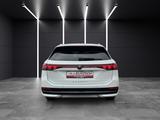 Volkswagen Passat TDI Elegance DSG Matrix Standhzg AHK Navi - Volkswagen Passat mit Diesel-Antrieb: Navigationssystem, Kombi, Automatik
