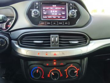 Fiat Tipo Easy*Klima*AHK*Navi*SHZ*PDC*