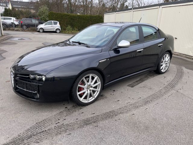 Alfa Romeo ALFA ROMEO 159 JTDM 2,4V TI Klima Leder 19Zoll