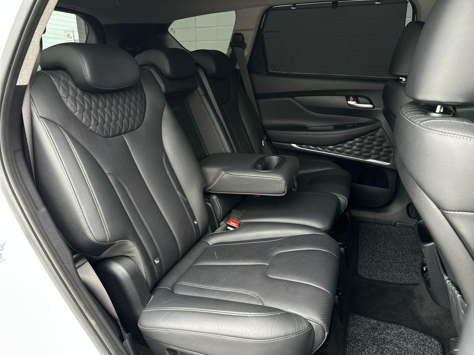 HYUNDAI SANTA FE 2.2CRDi PREMIUM SEVEN 4WD* LED#4xSHZ#LH - Image 18