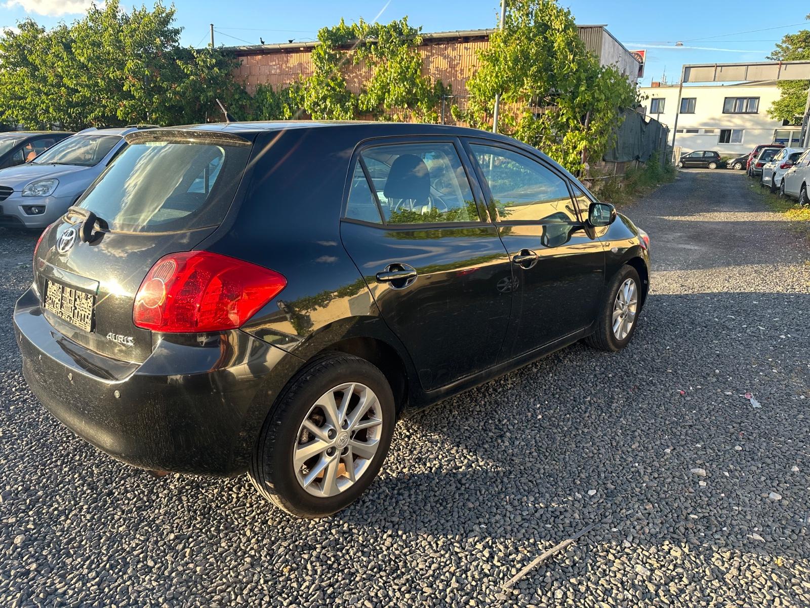 Toyota Auris Sol
