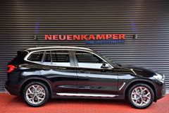 Fahrzeugabbildung BMW X3 xDrive 30 i Leder Navi Panorama Laser DAB
