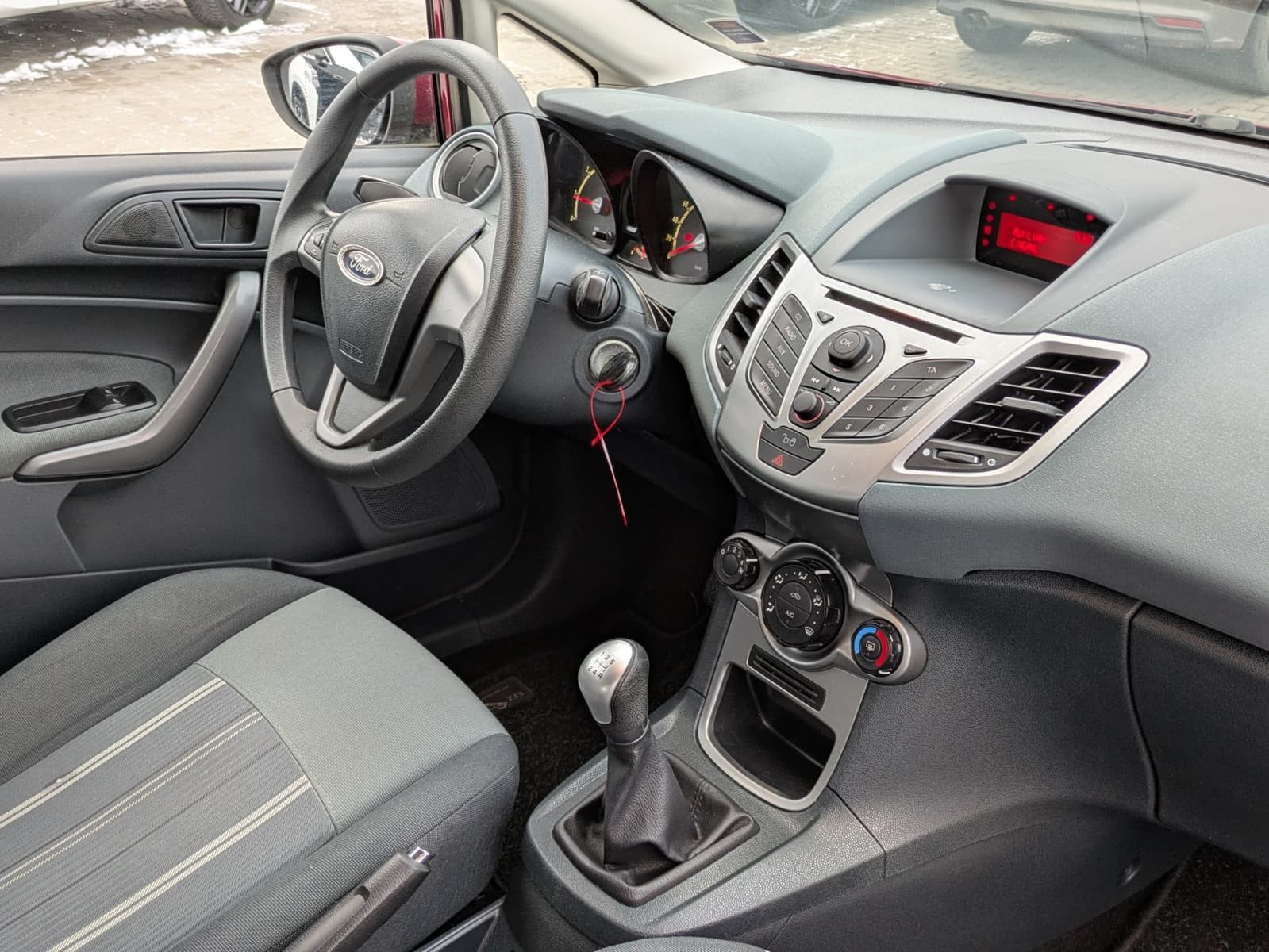 Fahrzeugabbildung Ford Fiesta 1.25 Trend 5-TÜR*KLIMA*ALLSEASON*TÜV