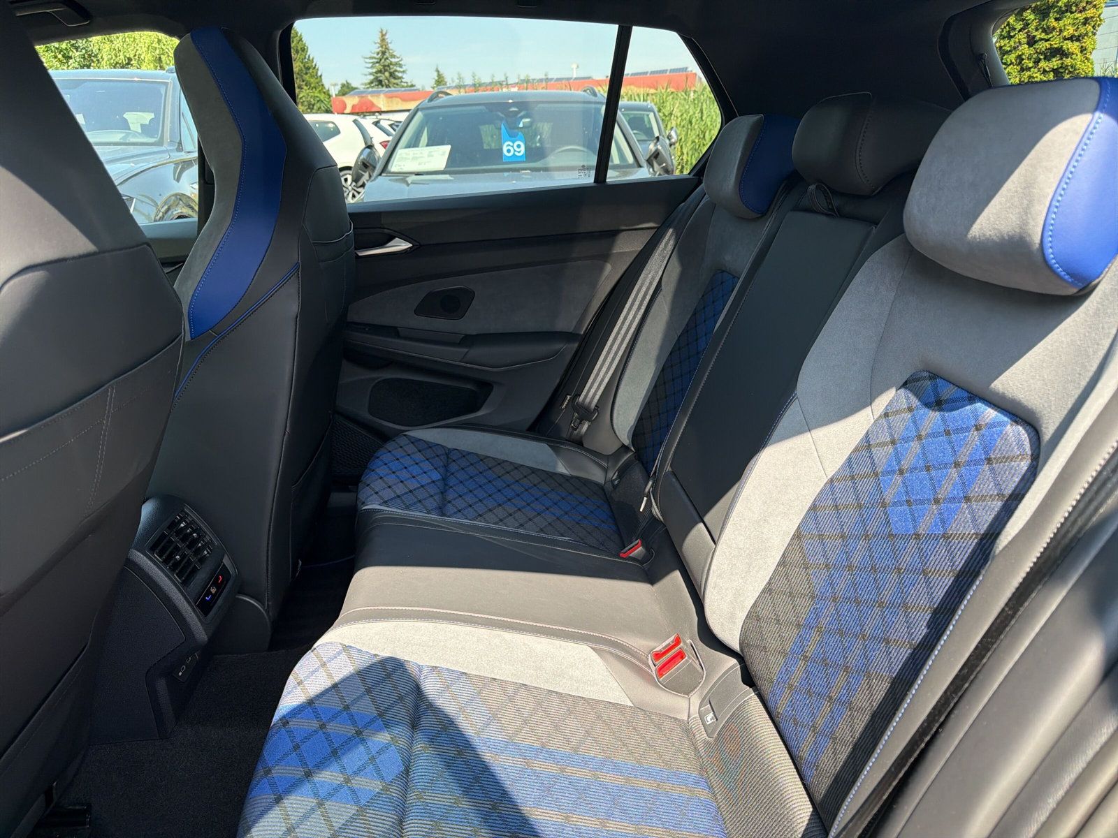Golf R 4M PANO Navi Black St. Harman Kardon