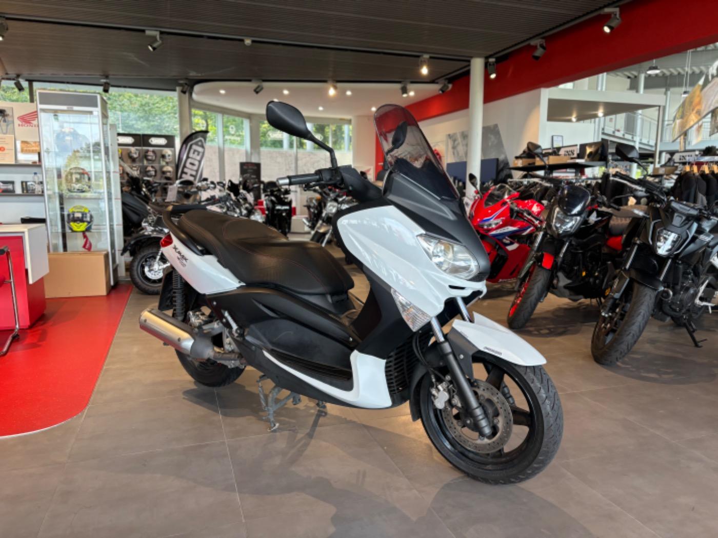 Yamaha XMAX 250 ABS