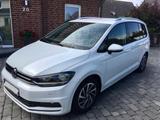 Volkswagen Touran 1.4 TSI DSG SOUND m.getönten Heckscheiben